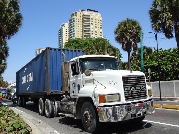 Mack CH Truck & Container